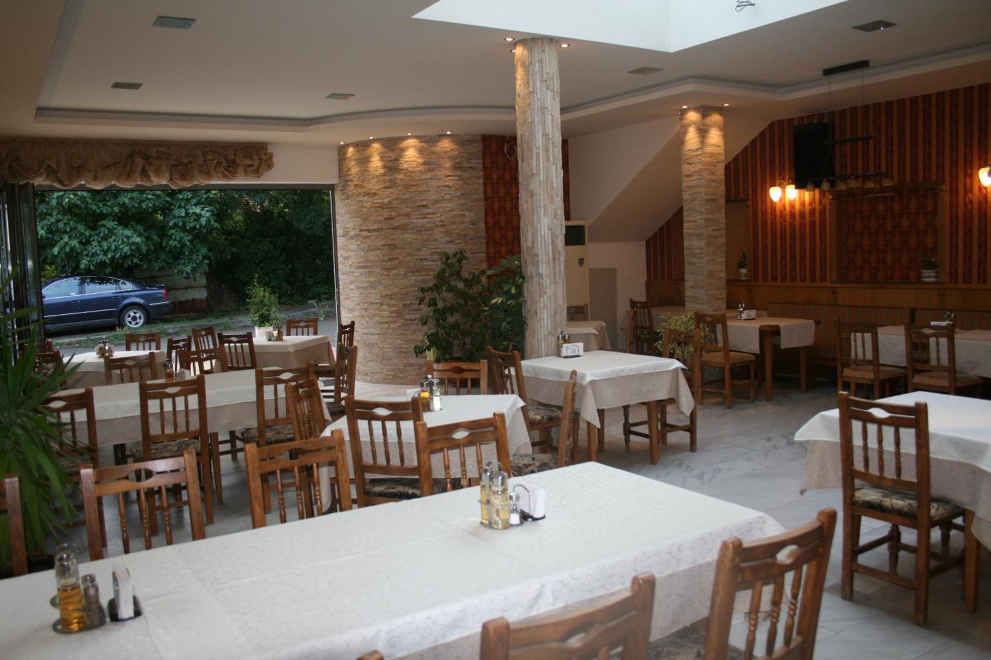 Mirana Family Hotel Burgas Exterior photo