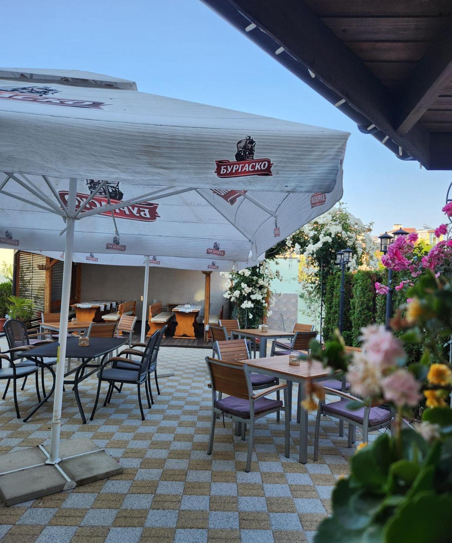 Mirana Family Hotel Burgas Exterior photo