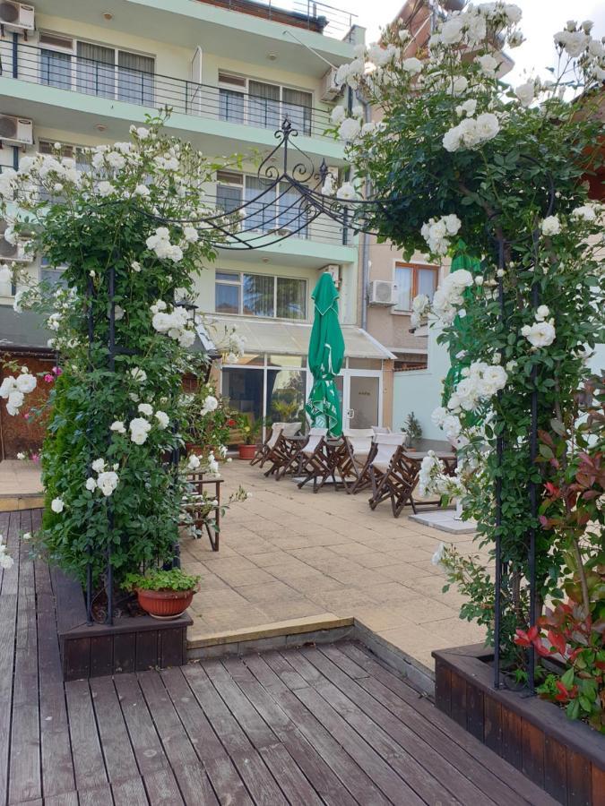 Mirana Family Hotel Burgas Exterior photo